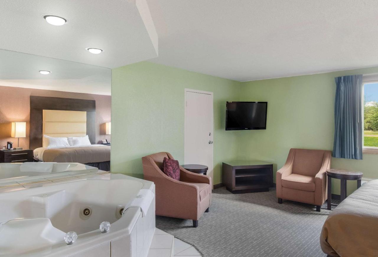 Clarion Inn Hurley Екстериор снимка